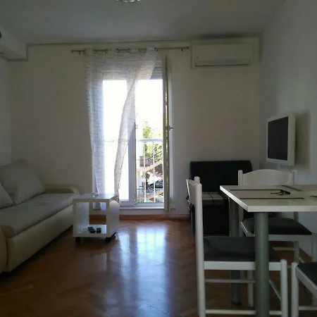 Apartman Ivo *